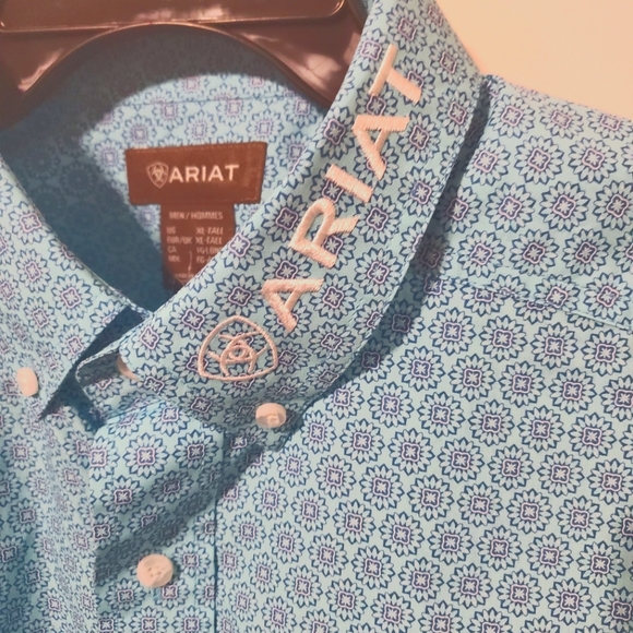 Ariat Team Logo Long Sleeve Shirt - Picture 4 of 10